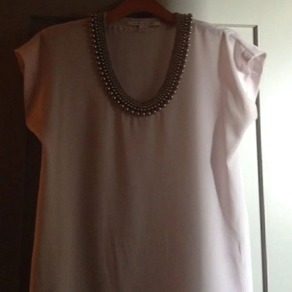 DVF light pink beaded blouse sz S like new